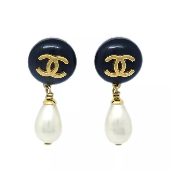 Chanel Artificial Pearl Dangle Earrings Clip-On Gold 96P 29890 - Picture 1 of 4